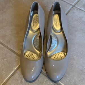 Tan Heels